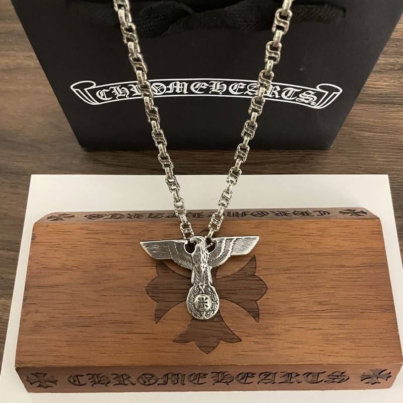 Ch**me He**ts necklaces